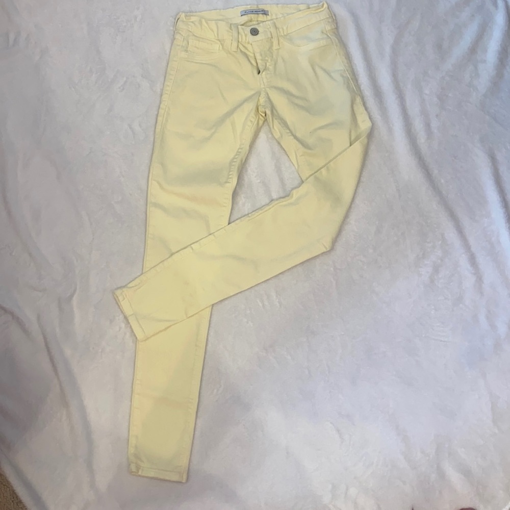 flying monkey pastel yellow mid rise skinny jeans